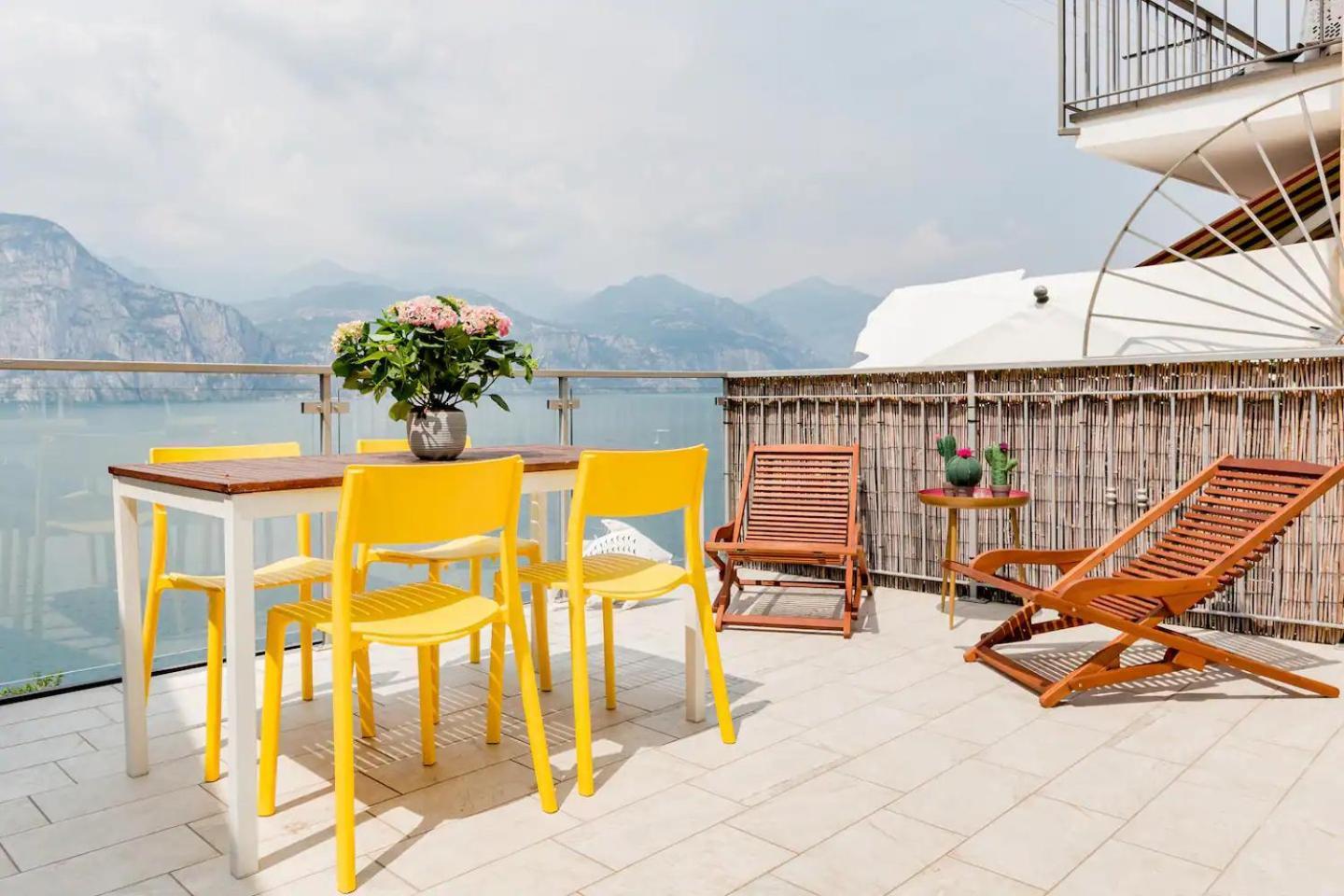 Ca De L'Angelon Aparthotel Brenzone sul Garda Buitenkant foto
