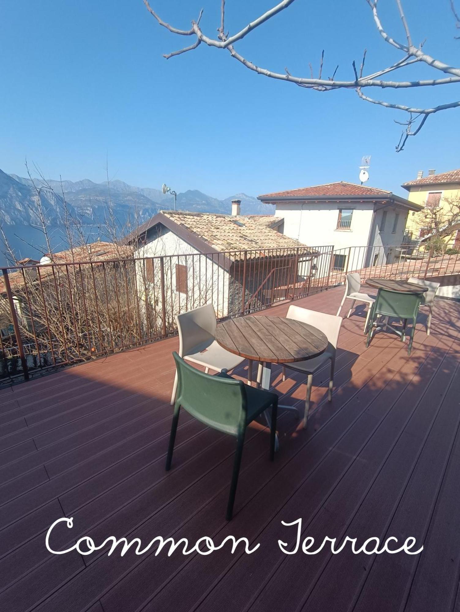 Ca De L'Angelon Aparthotel Brenzone sul Garda Buitenkant foto