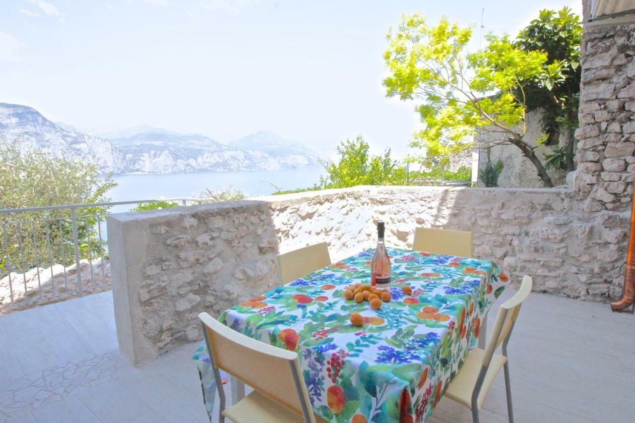 Ca De L'Angelon Aparthotel Brenzone sul Garda Buitenkant foto